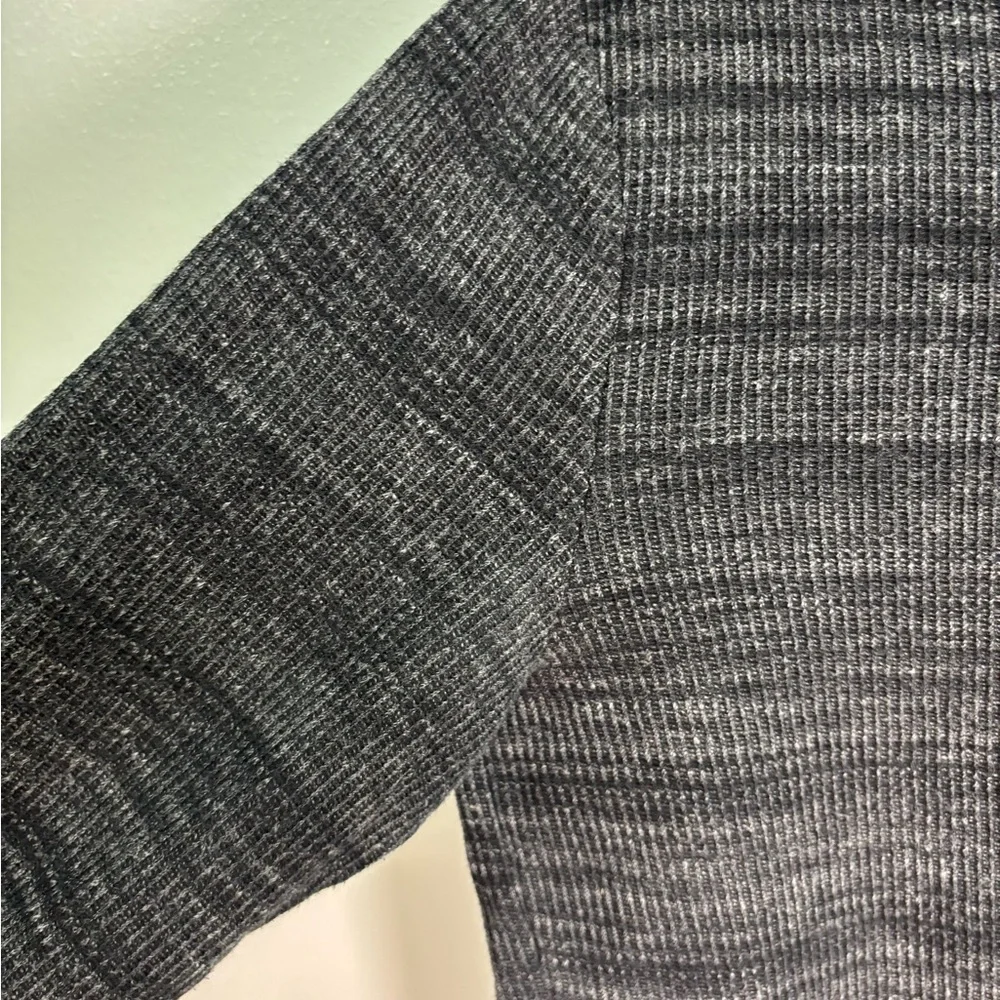 Banana Republic Mens Heritage Collection Waffle Knit Pullover Shirt Charcoal S‎